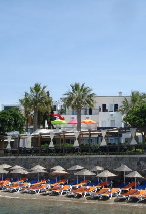 MOONLIGHT HOTEL